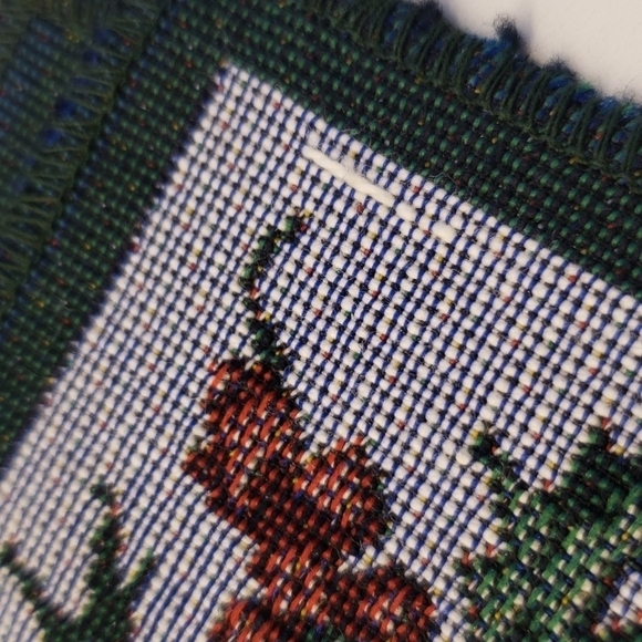 set of 4 Placemats Christmas and runner Tapestry Circle winter house framed - Picture 13 of 13